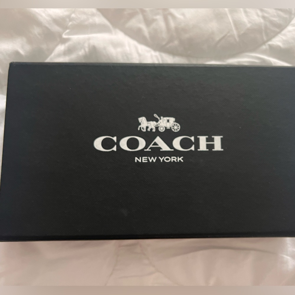 Coach Wallet - Picture 5 of 5
